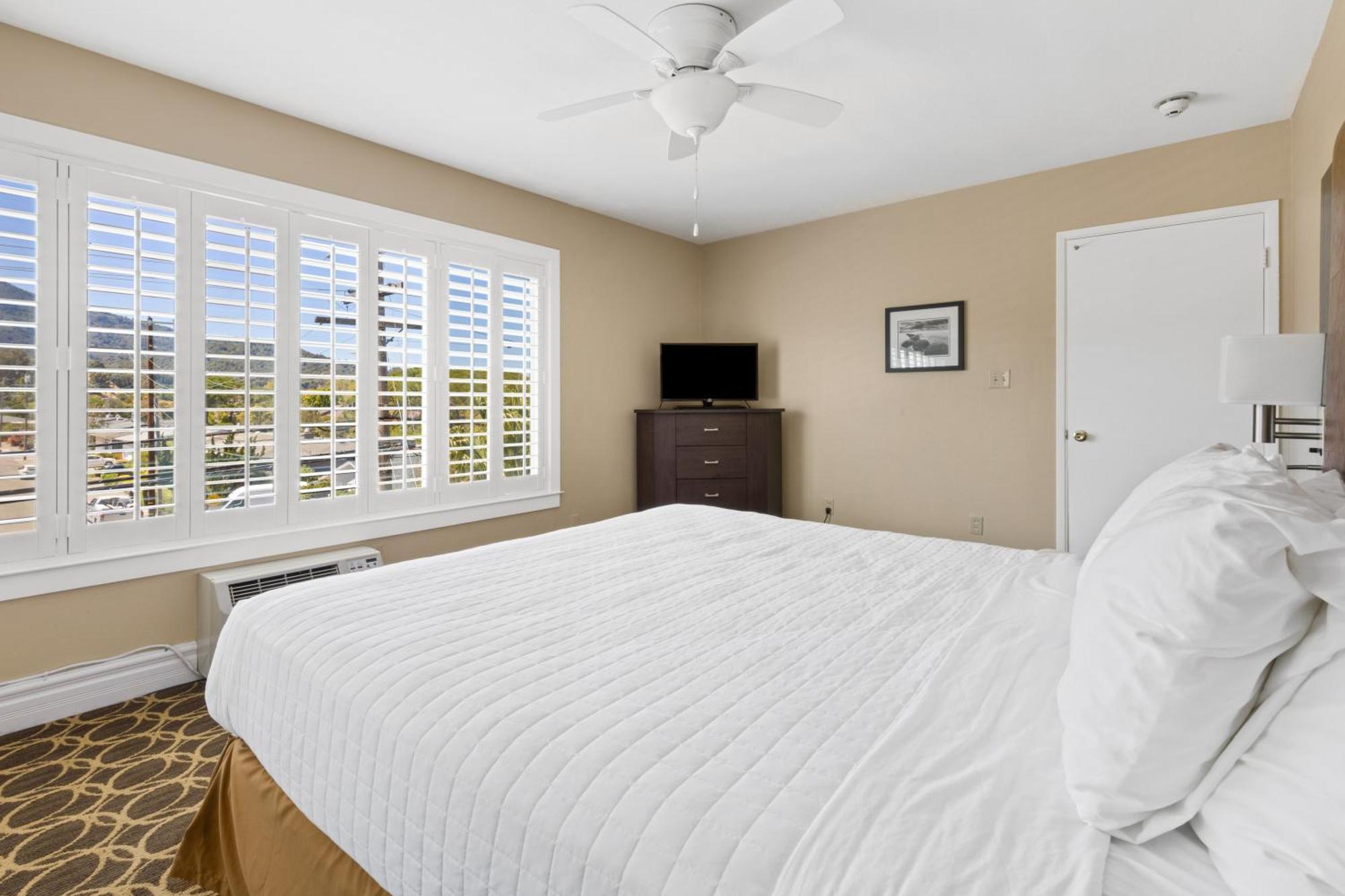 Marin Suites Hotel Corte Madera Bagian luar foto