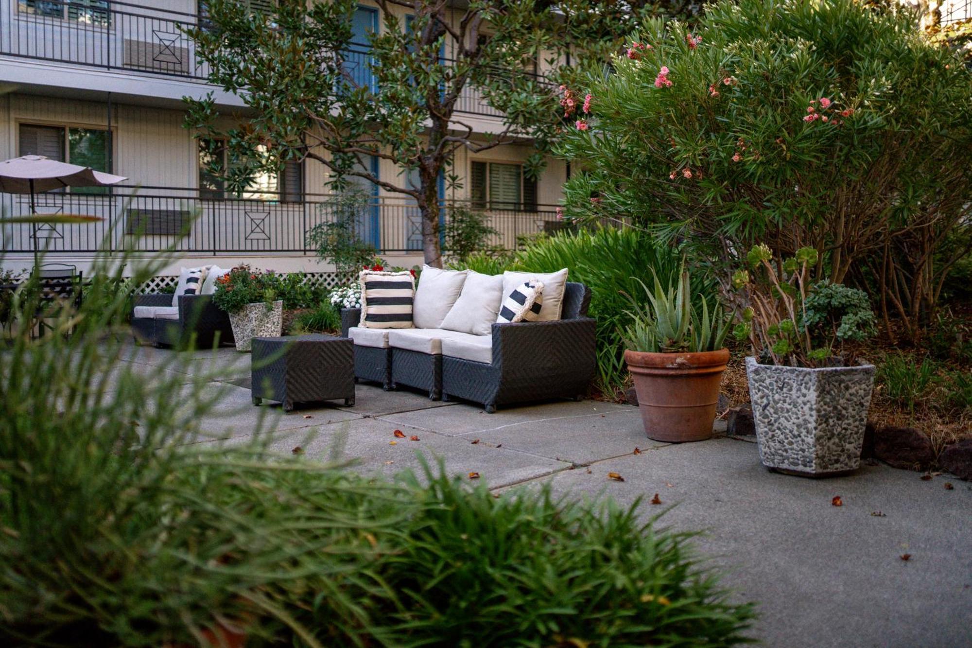 Marin Suites Hotel Corte Madera Bagian luar foto