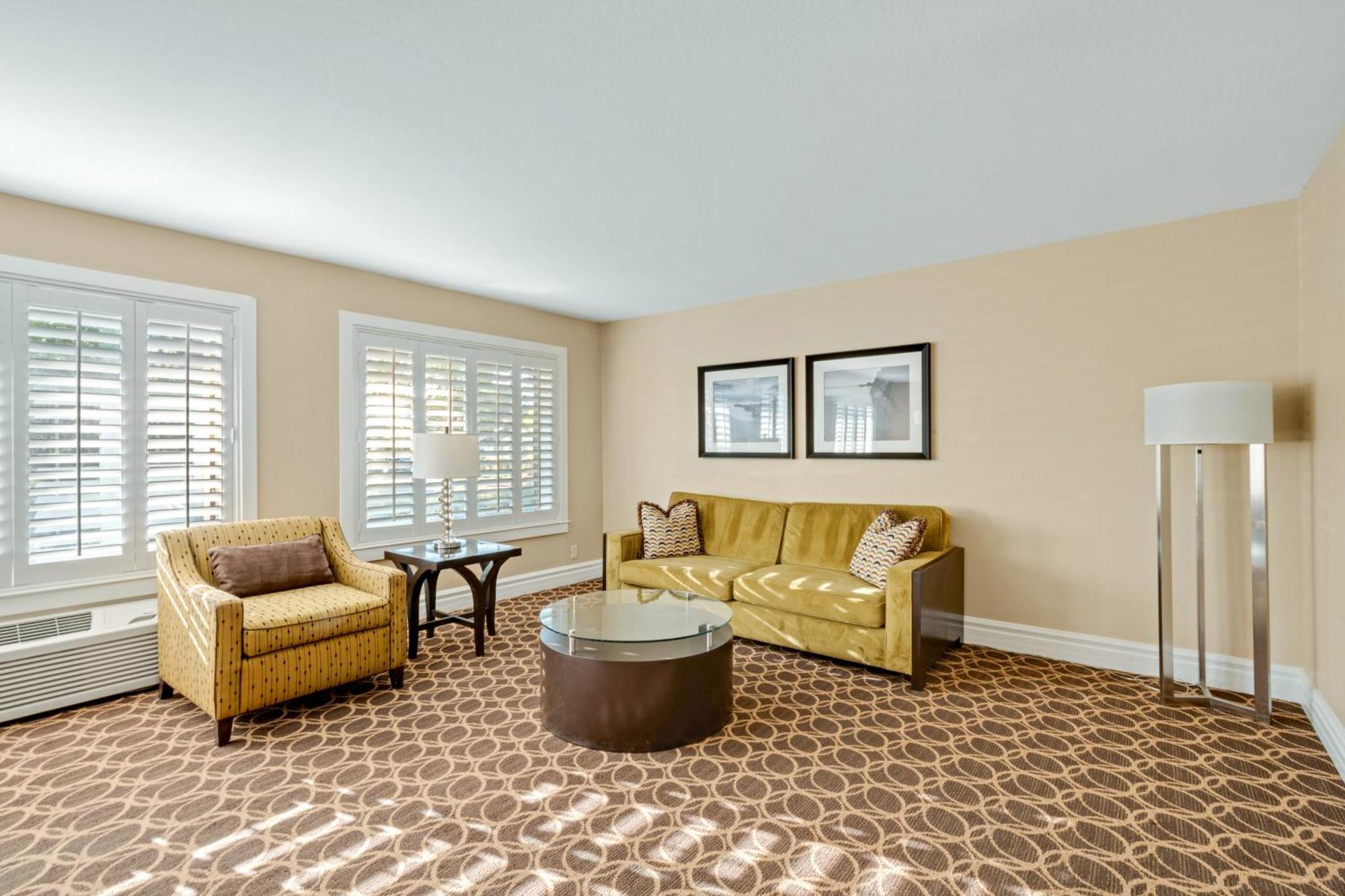 Marin Suites Hotel Corte Madera Bagian luar foto