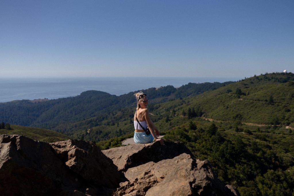 Marin Suites Hotel Corte Madera Bagian luar foto