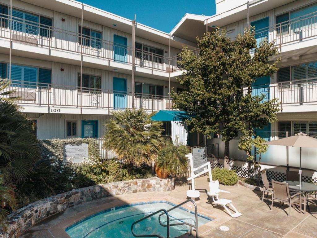 Marin Suites Hotel Corte Madera Bagian luar foto